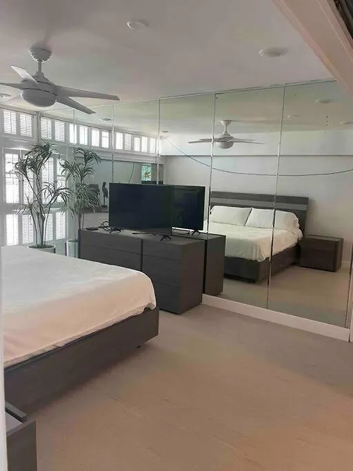 Ferienwohnung Vamos Pa La Playa! Ocean Front/High Floor San Juan Apartment
