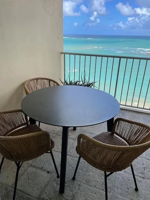 Vamos Pa La Playa! Ocean Front/High Floor Apartment San Juan
